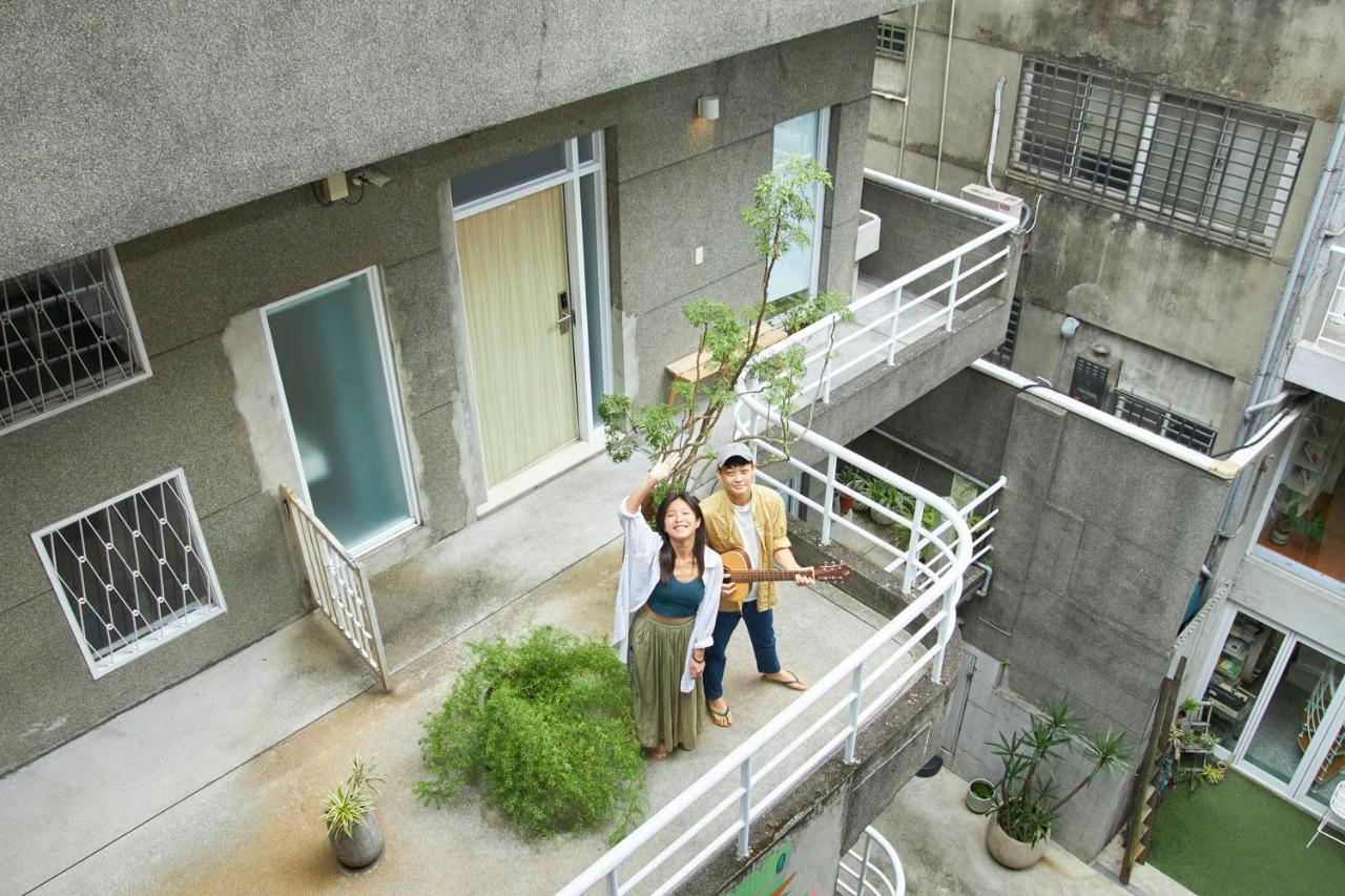 Owlstay Flip Flop Hostel - Garden Taipei Exterior photo
